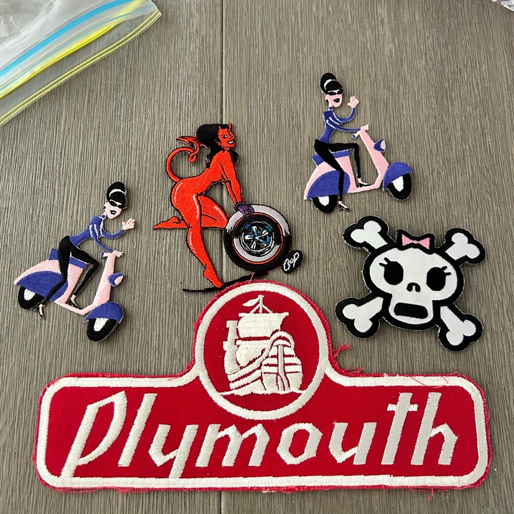Plymouth, Coop Devil Girl & Shag Scooter Patch Lot